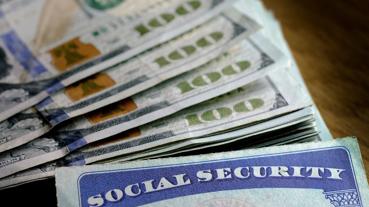 These are the retirees that receive Social Security on December 3