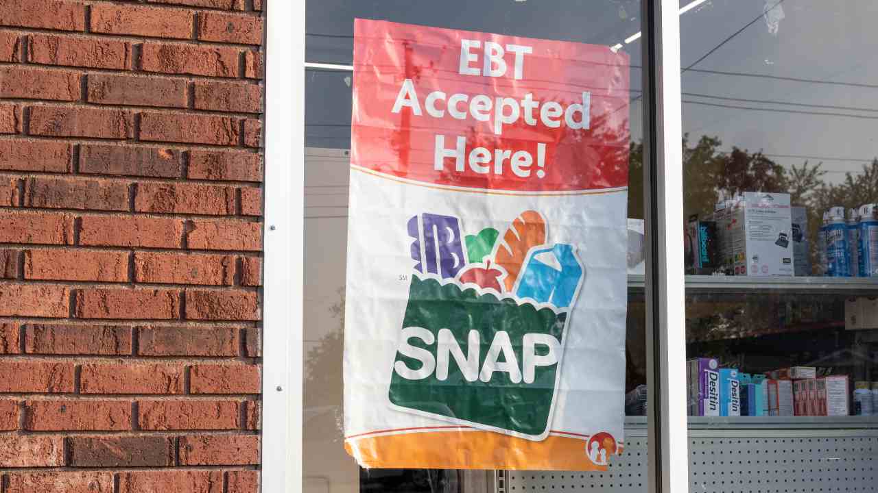 10 days to get SNAP (Food Stamps) payments in this State