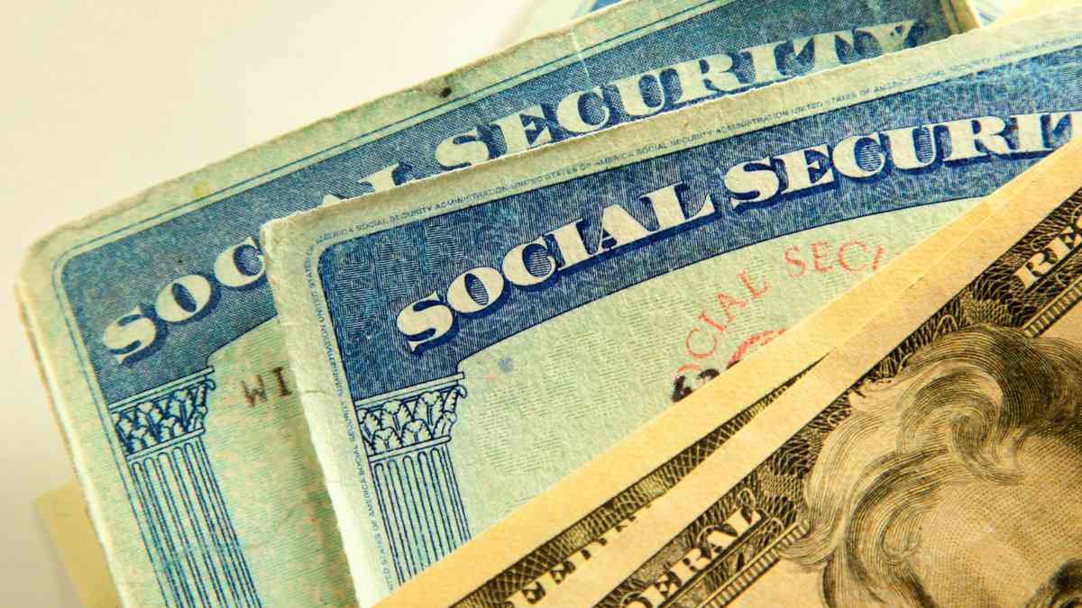 Social Security announces payments for retirees and disability recipients in February, check requirements