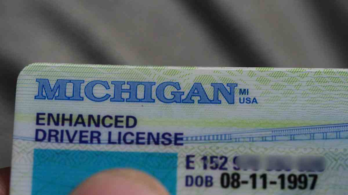 Check if you have REAL ID before you fly after May 7 2025 in the United States