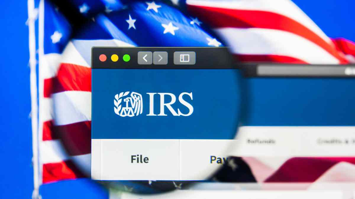 IRS: What was the average tax refund direct deposit in 2024?