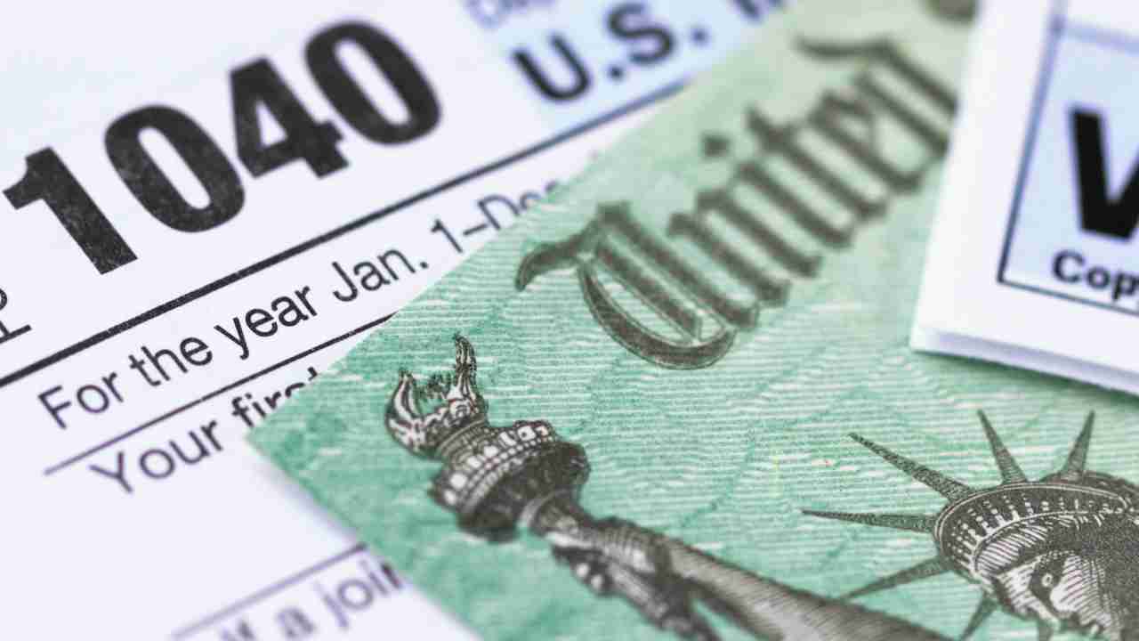 IRS may deliver the first tax refund payments on this date in February – do you meet the conditions?