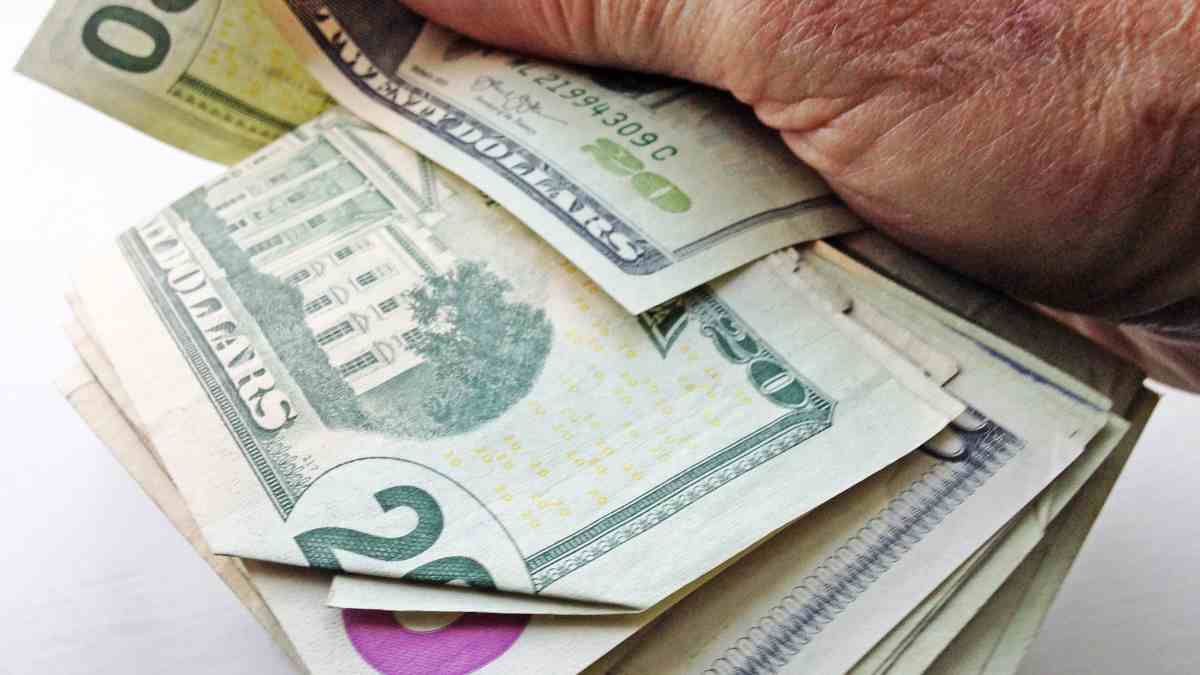 Direct deposit worth to be issued in 17 days for this group of Americans on SSI