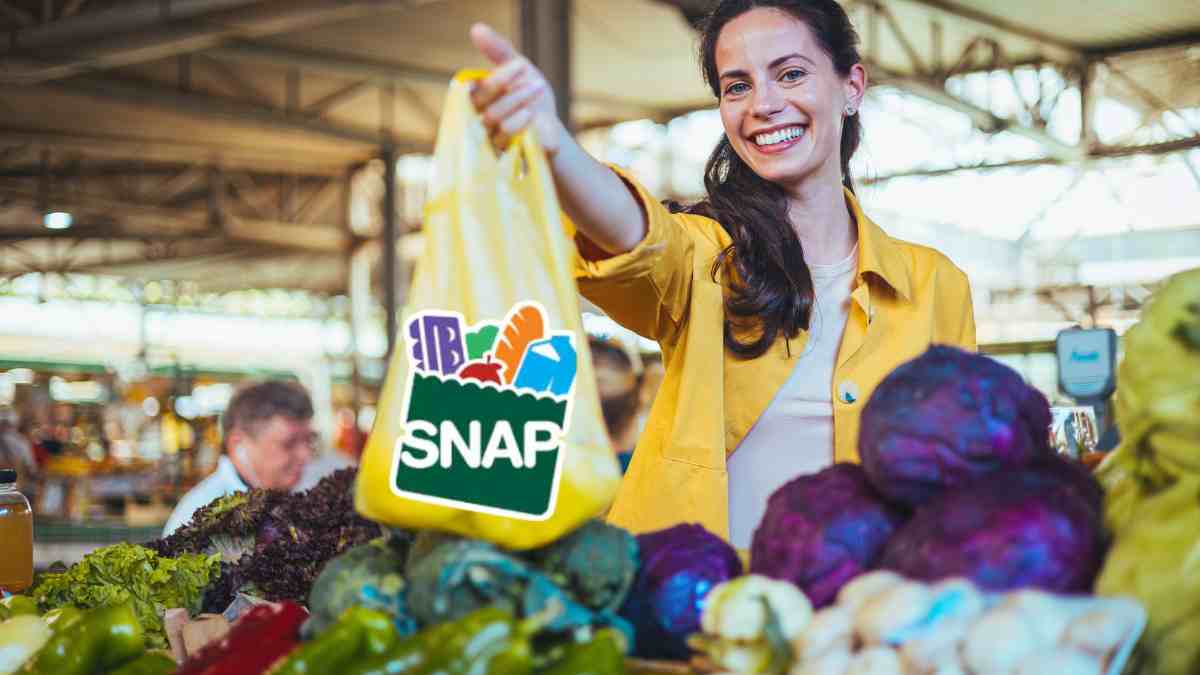 Can you get SNAP if you are on Social Security or unemployed in 2025?