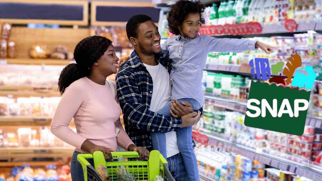 Which Retailers Will Be Open on Father’s Day? Check Where You Could Buy Using SNAP on June 15