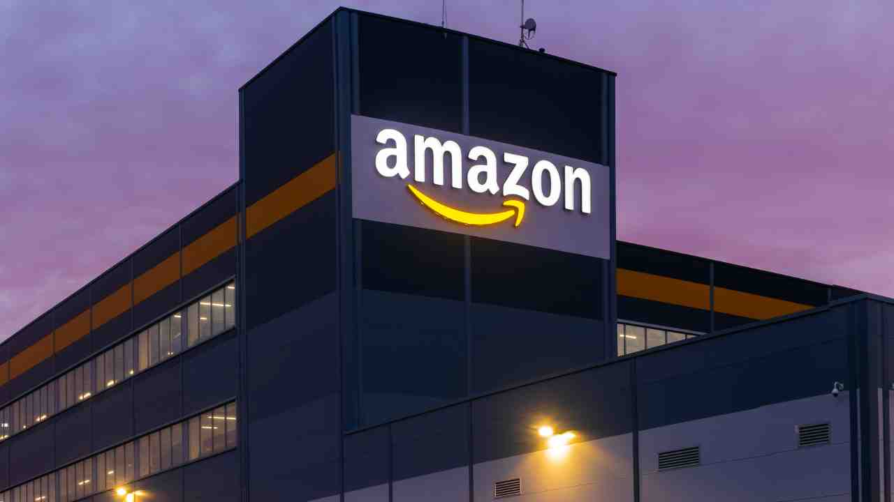 Robot vacuum cleaner on Amazon: Get this limited deal and save up to 54% if you need help at home