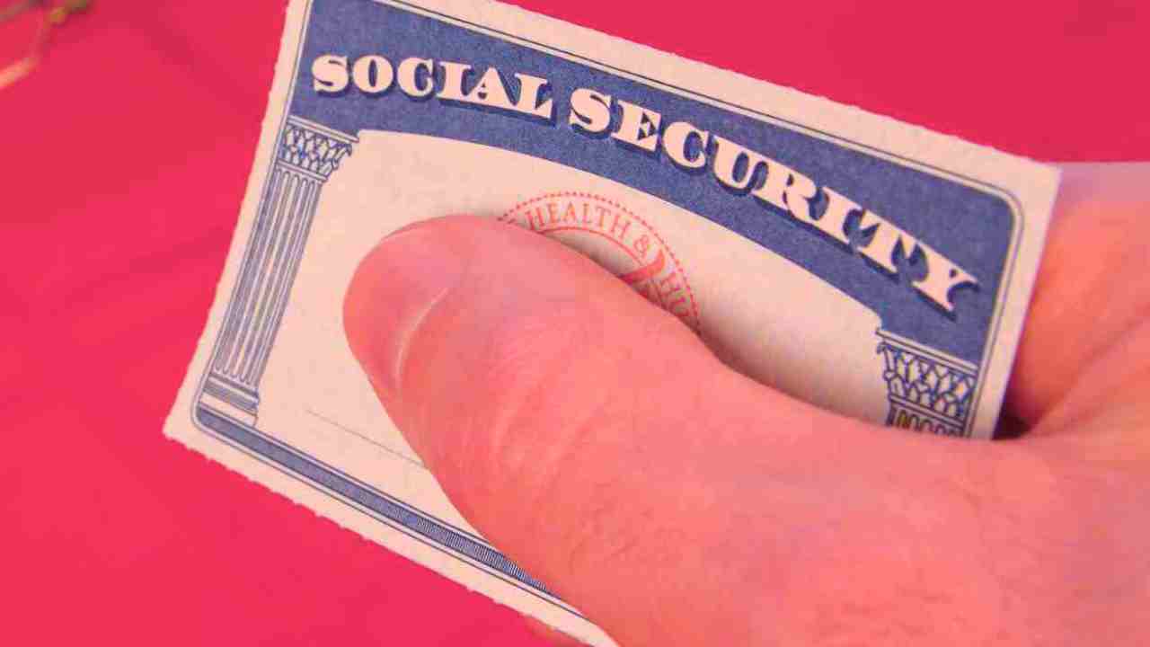 Neither 65 nor 67: This is the current full retirement age in the United States