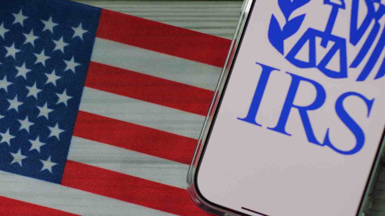 If you are an extension filer, the IRS wants you to know this