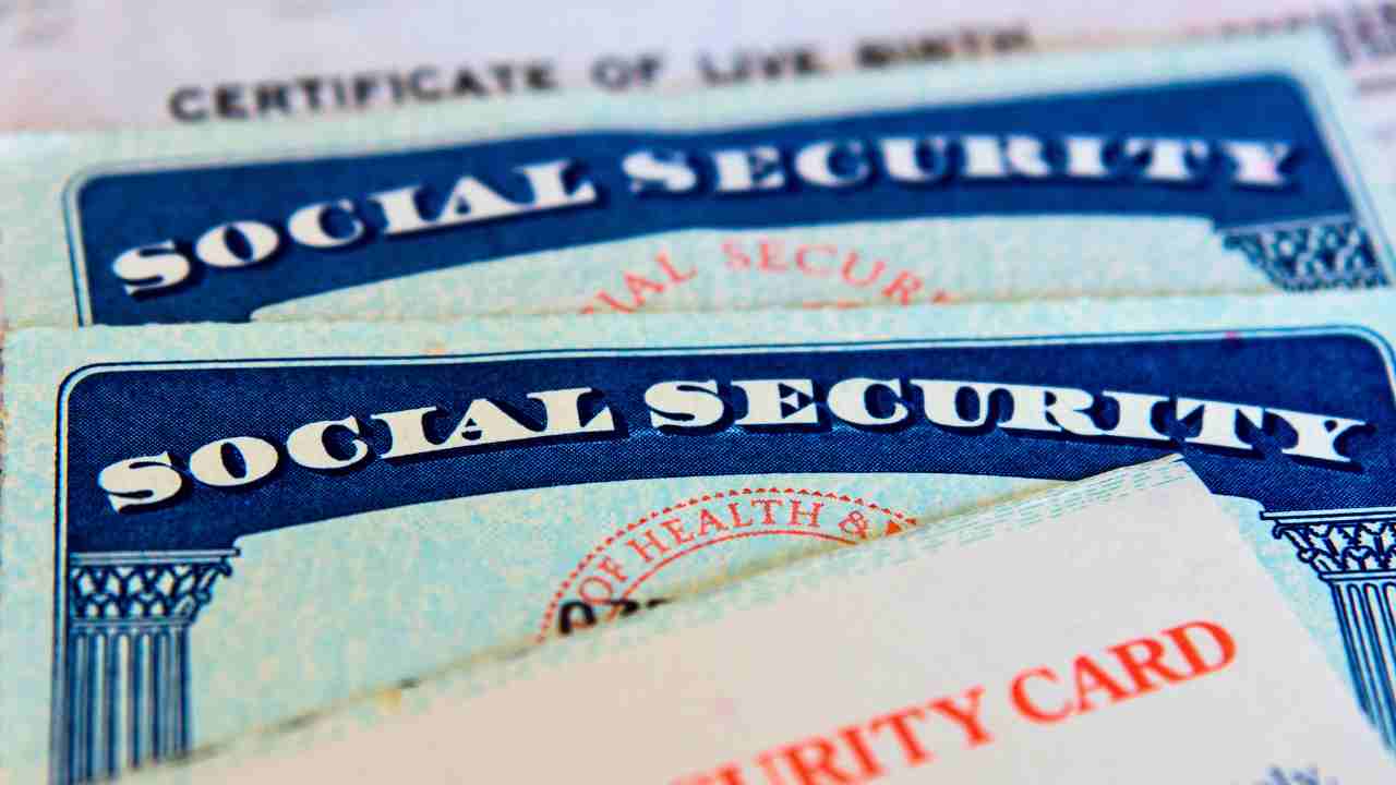United States Apply New Retirement Age to Receive Social Security Payments 2025