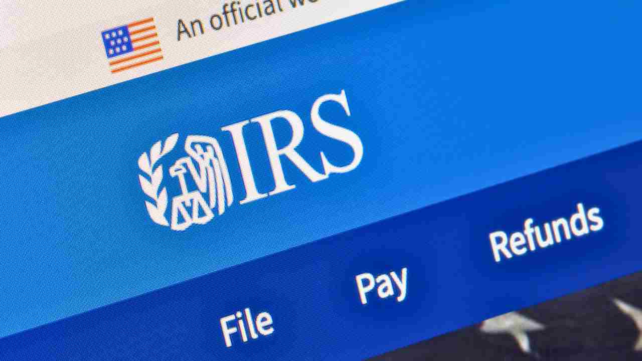 IRS: When and how to check the status of your amended tax return