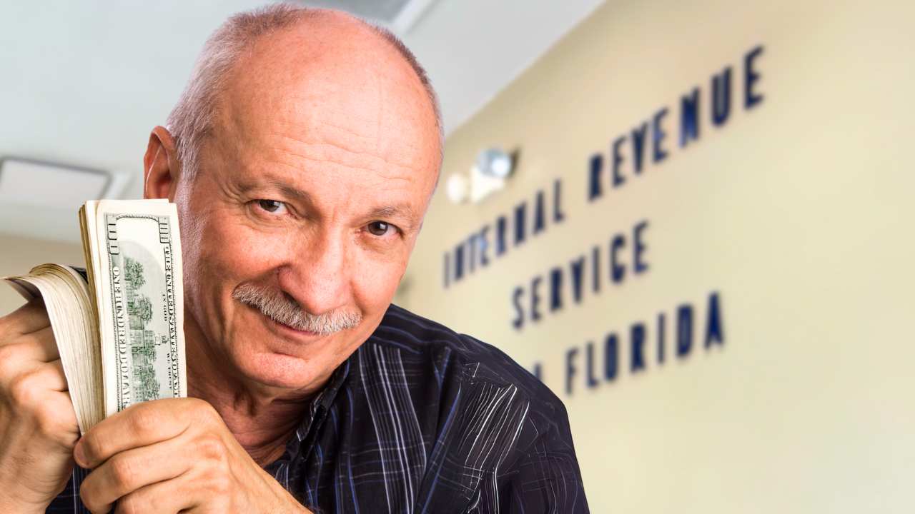American Taxpayers Can Still Expect IRS Tax Refunds in August 2025