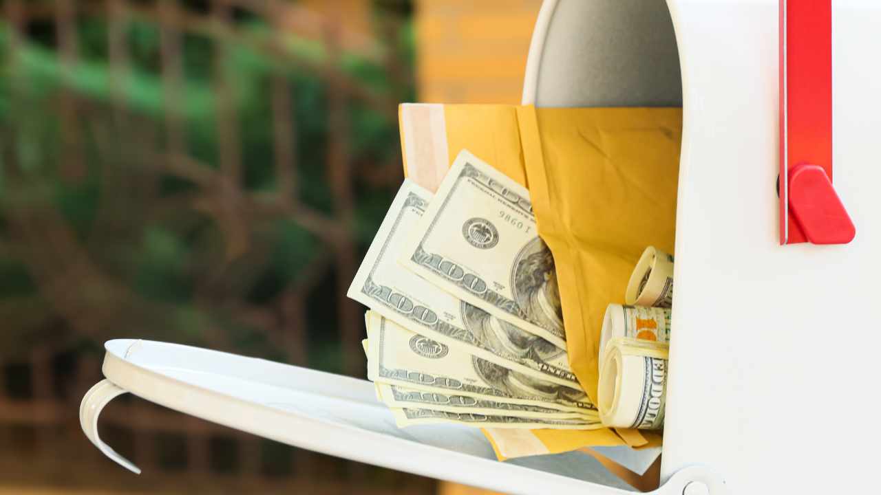New Jersey is Sending Stimulus Checks for Homeowners and Renders: Can Be Up to $1,750