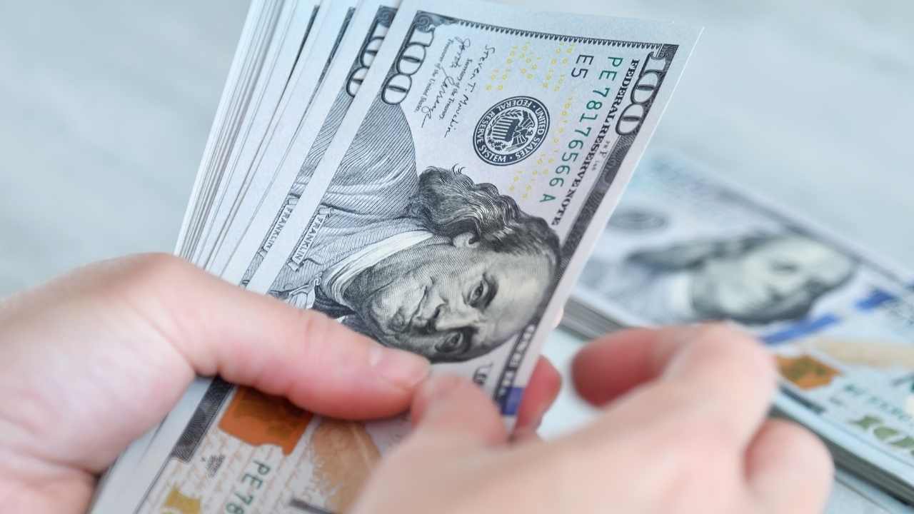 How to Claim the EITC: Some Can Get Up to $8,046 in Tax Credits
