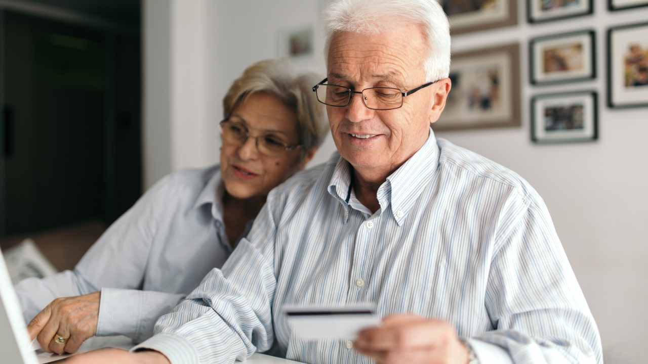 Why Your SSI Check is “Missing” in November 2025 and Where’s Your Money
