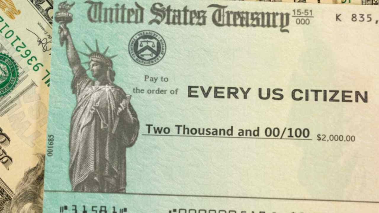 No December 2025 Stimulus Check, But “Tariff Dividend” Proposal Are On the Table