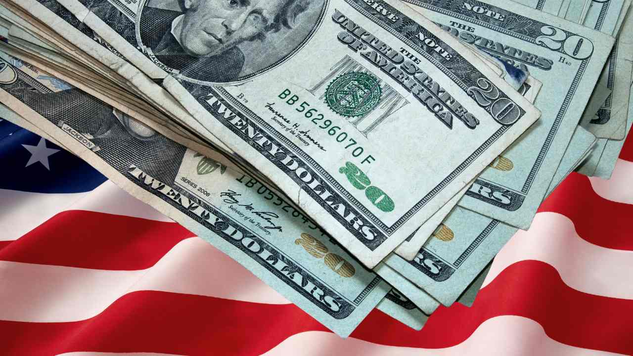 15 US States Are Sending Tax Refunds in December or January: You Might Be Living in One of Them