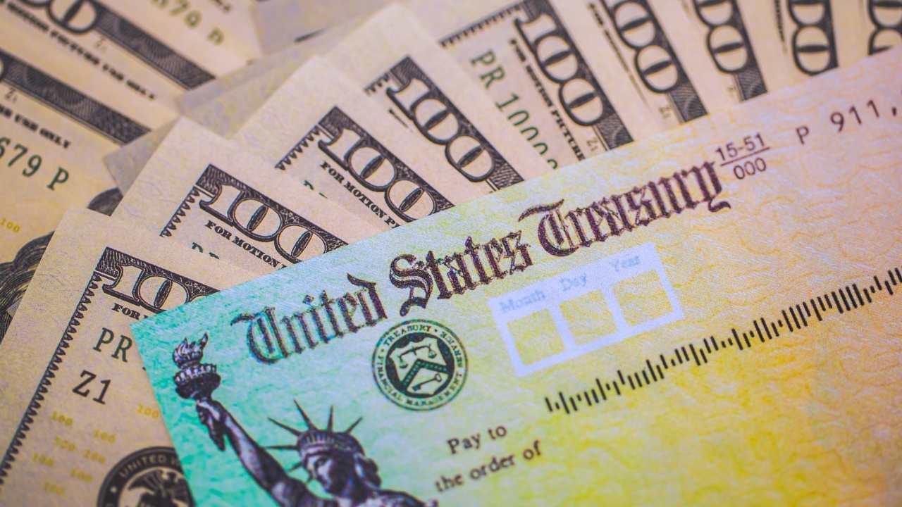 Trump’s $2,000 Stimulus Checks Program Feasibility in 2026: What’s Different This Time