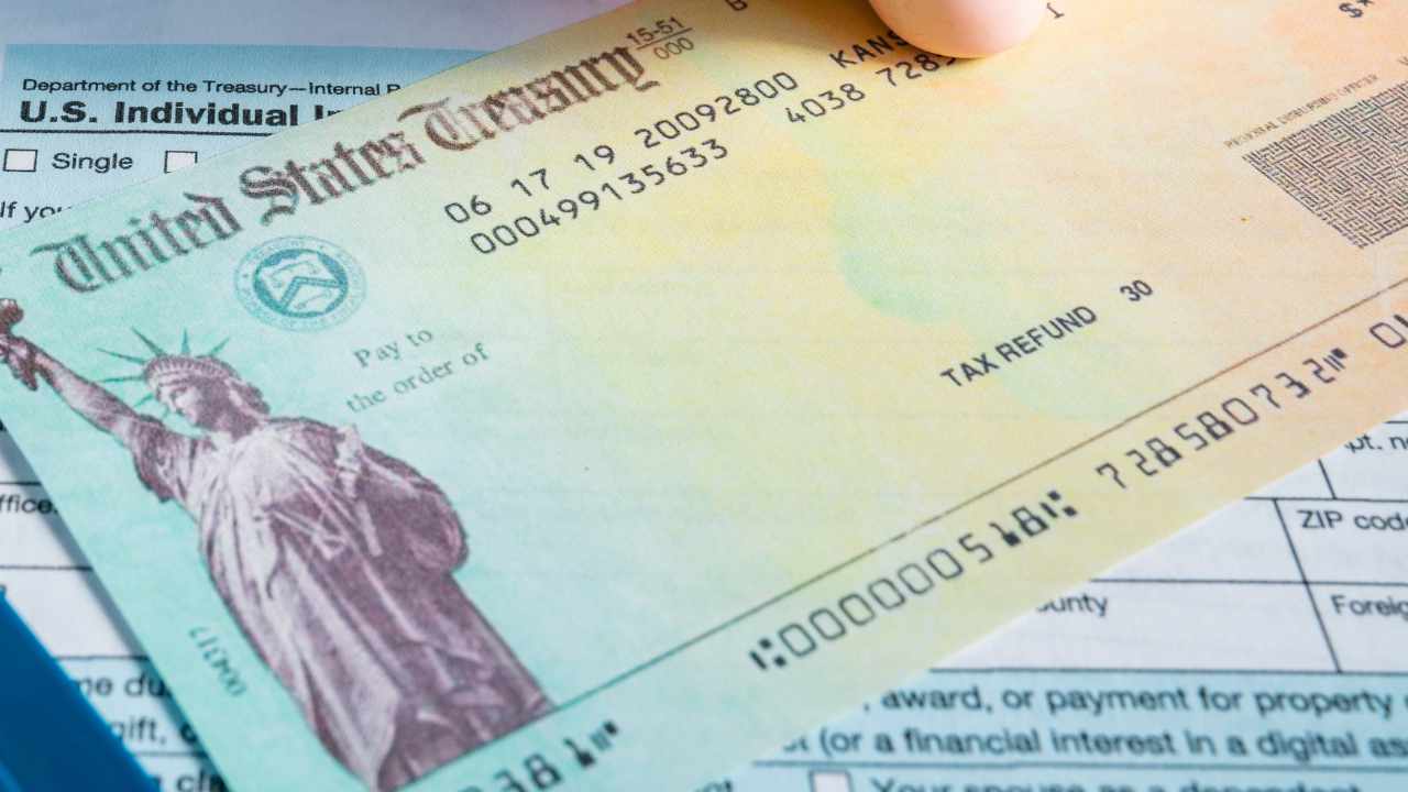 Fact-Checking the New $2,000 Stimulus Checks Proposed by Trump: When and Who Would Get Them