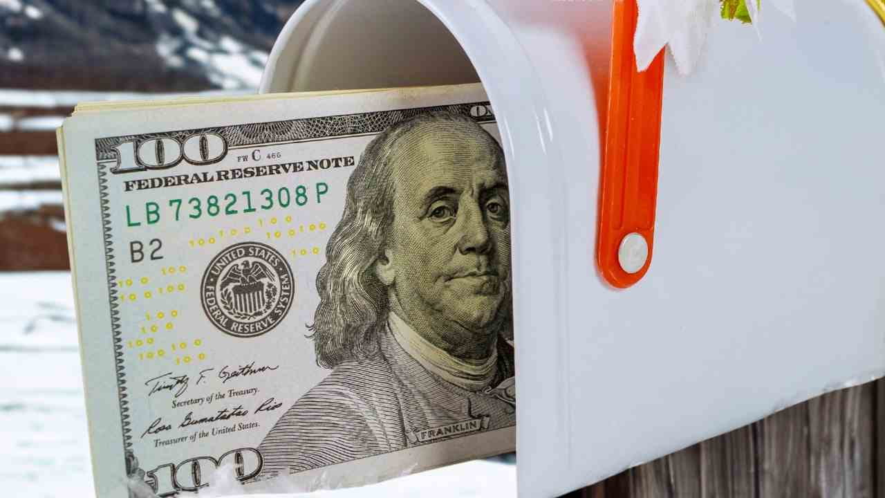 Alaskans Can Now Apply for Fresh PFD Stimulus Checks of Free-To-Use Cash