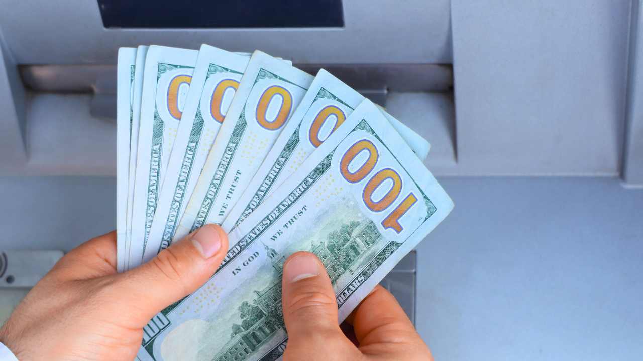 Could Tariffs Really Pay for Your $2000 Stimulus Checks? Updates from the White House