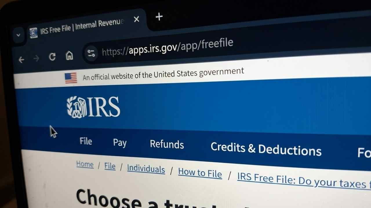 The IRS Keeps Free Options to File Your Taxes After Shutting Down ”Direct Files”