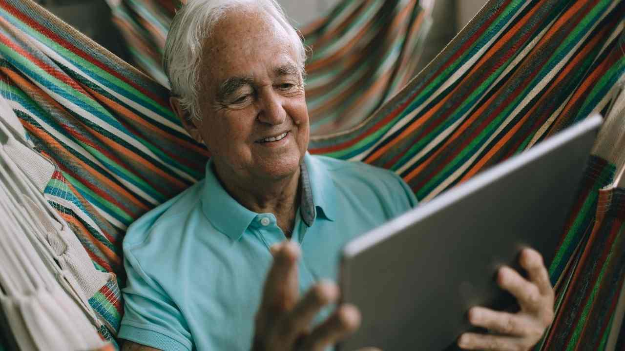 Social Security: The Earnings Limit That Could Benefit Your Retirement Age and Income