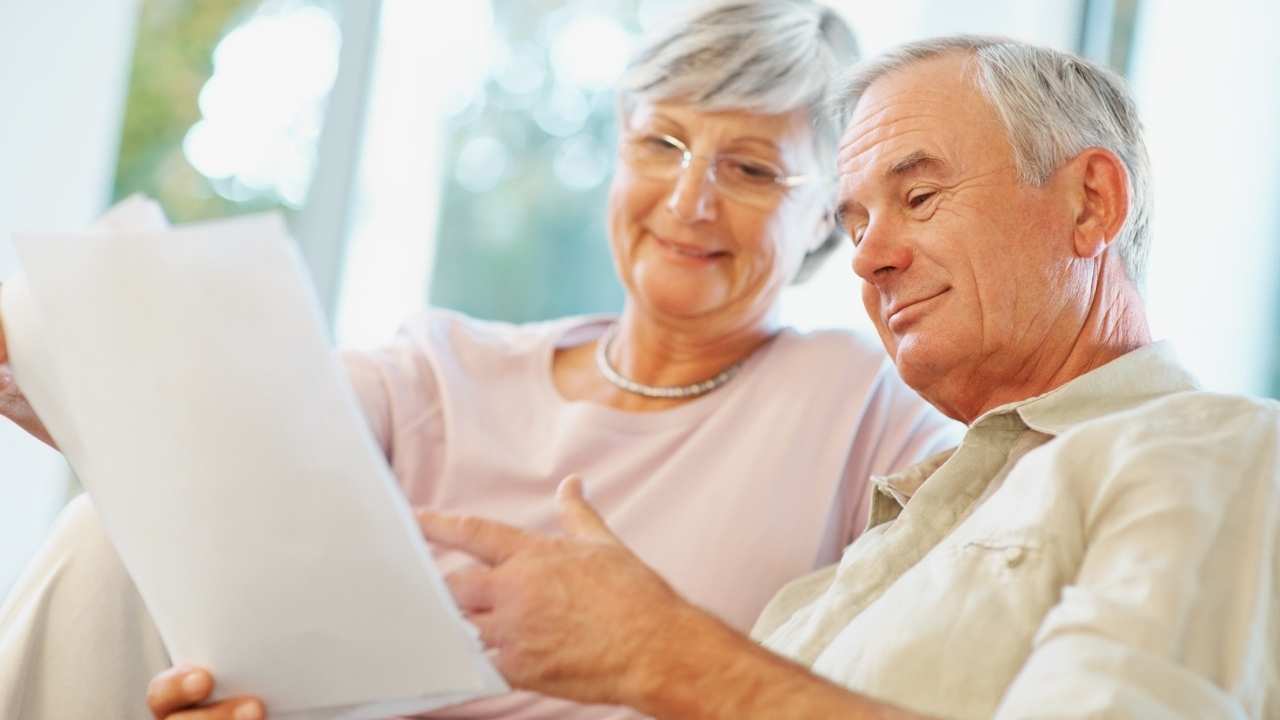 What’s the Average Retirement Age in America and How Much Do They Get