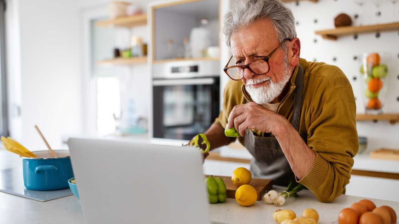 Turning 70 in 2026: what this retirement age means for your Social Security check