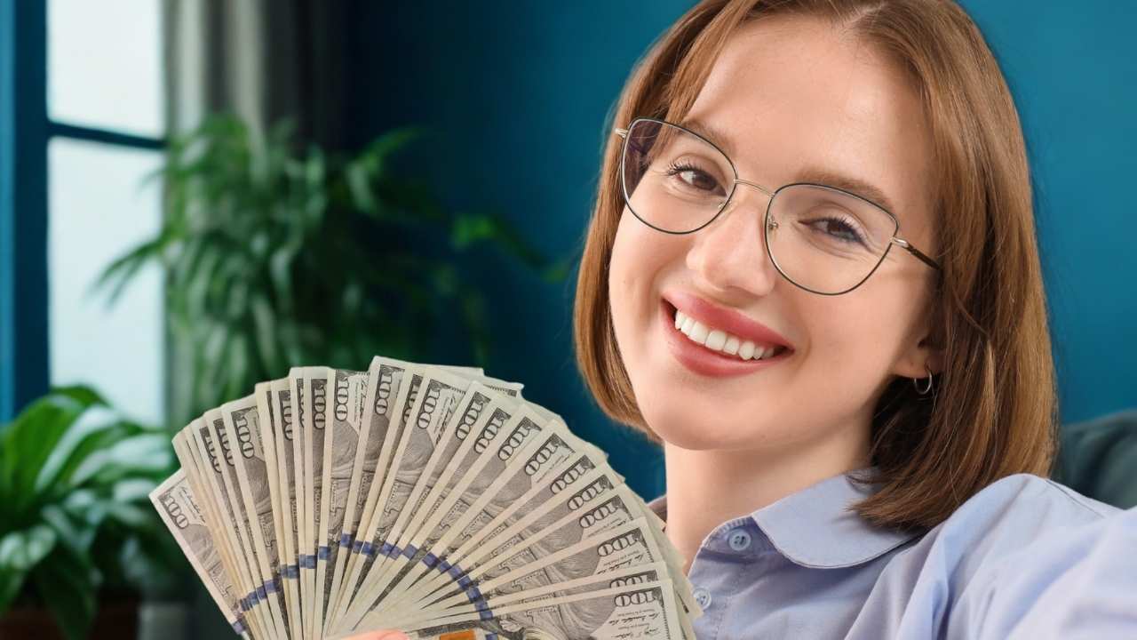 Tax Refunds This Season Are 11.1% Higher: The New Average Is Almost $3,500