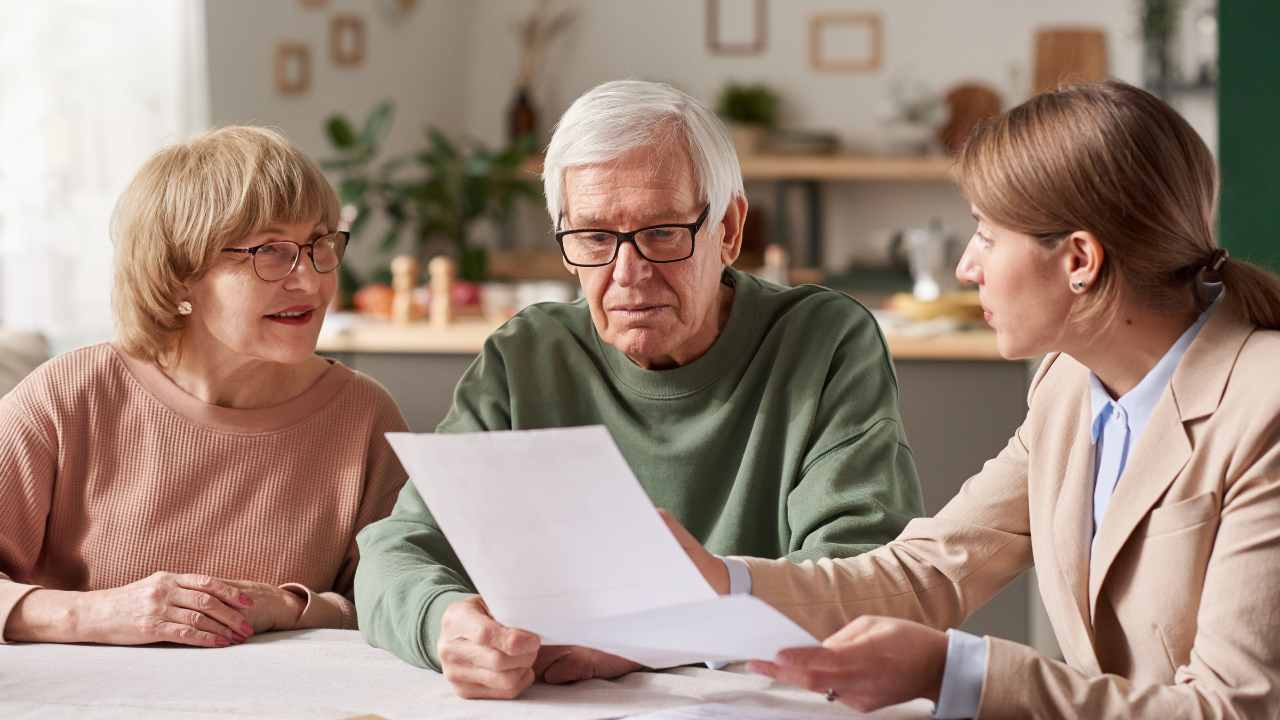 Most Americans Retire at This Age: The Government Has Other Plans